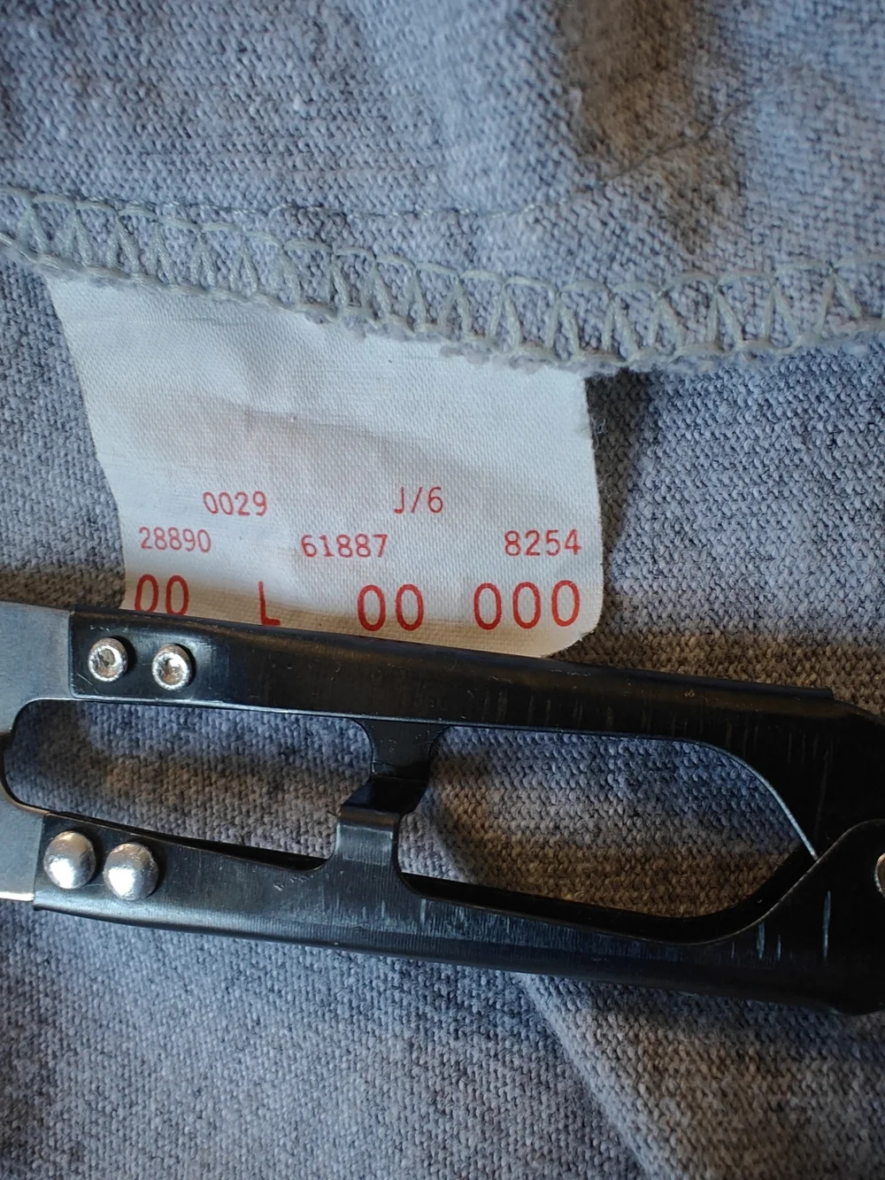 Levi's Vintage Light Gray Hoodie with Red & Navy Logo Details - Picture 3 of 8